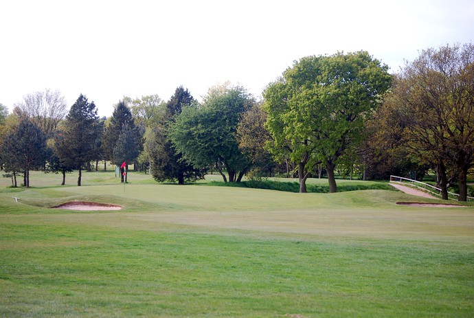 hole_16_DSC_0862a